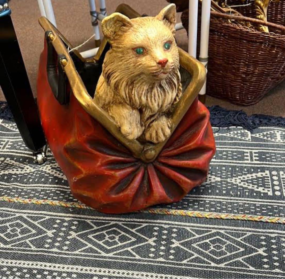 1666❣️ 猫　鞄　財布　オブジェ　輸入アンティーク