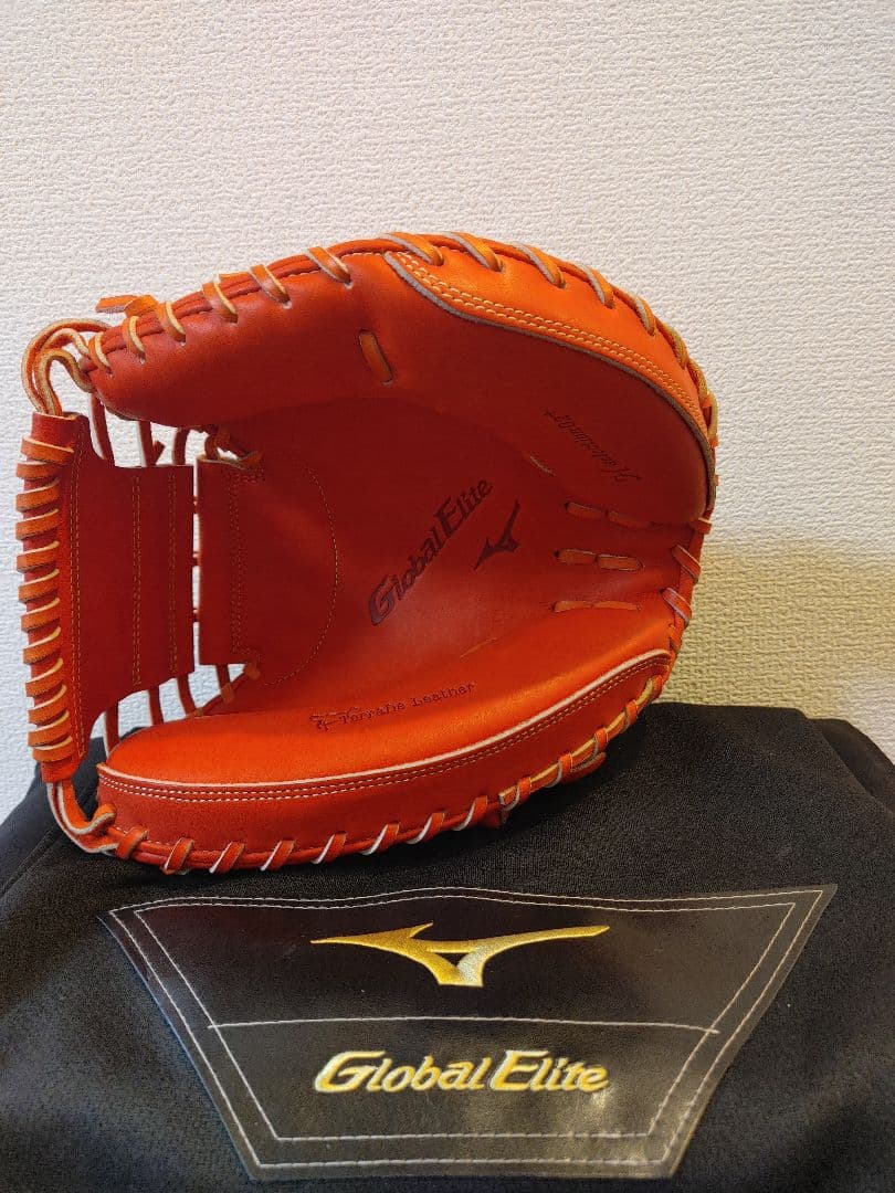 未使用　ミズノ　硬式　グローバルエリート　キャッチャー　スプレンディッドオレンジ