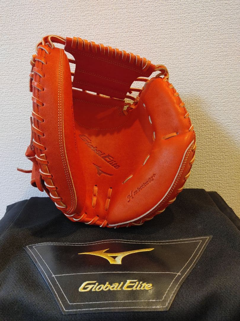 未使用　ミズノ　硬式　グローバルエリート　キャッチャー　スプレンディッドオレンジ