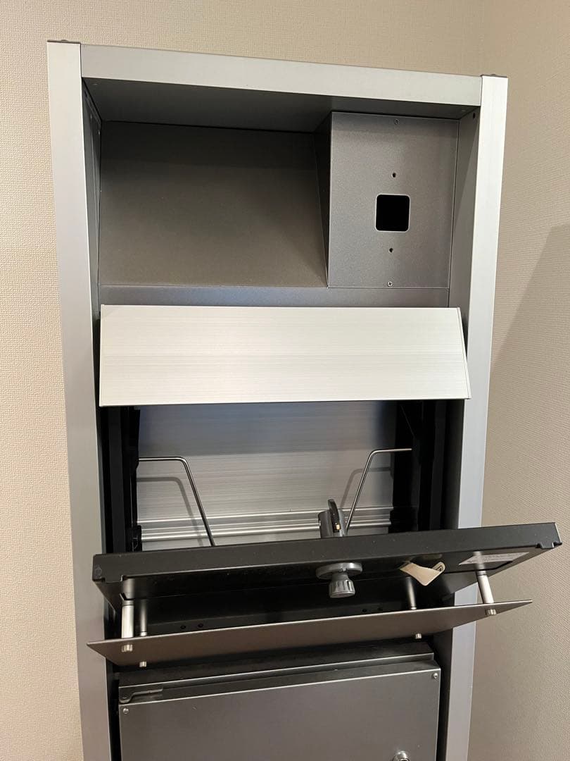 ＊大幅値下げ＊機能門柱 アーキフレーム F 宅配ボックス ポスト　郵便受け　門柱