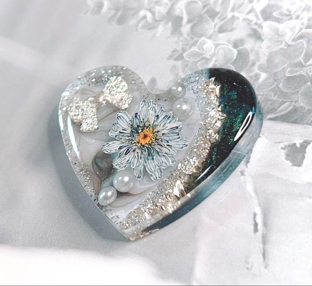 レジンヘアゴム・ポニーフック・ブローチ・ネックレス・ホルダーNo.857