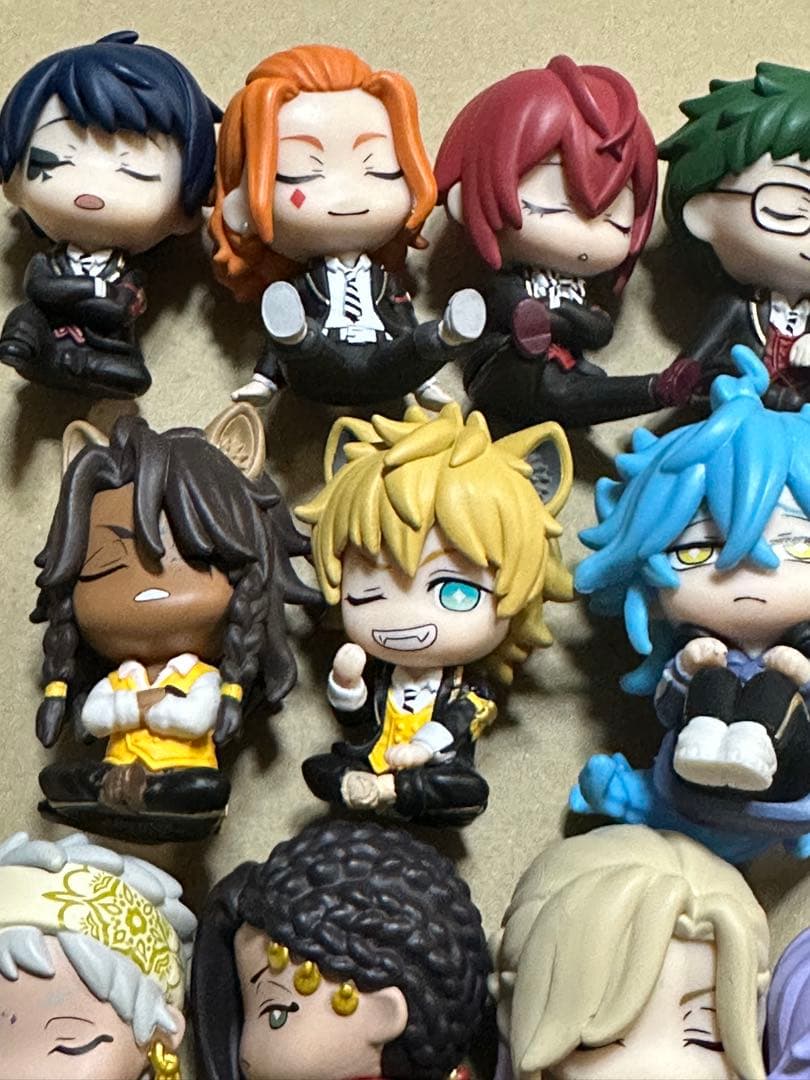 は*る様 肩ズンFig. ディズニー ツイステッドワンダーランド　ツイステ