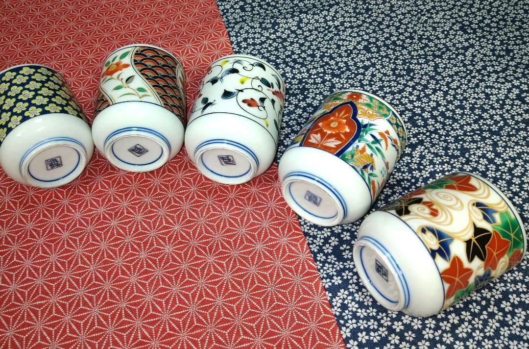 ♣【５０年前のコレクション品】新品・有田焼【春雄苑錦五彩作】茶碗・湯呑10セット