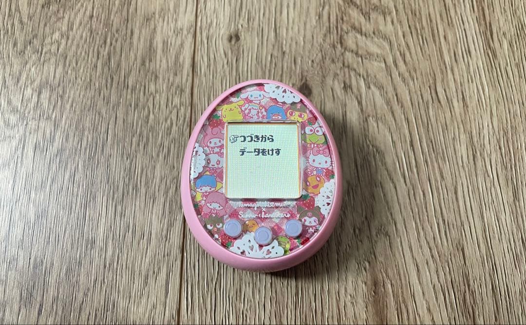 バンダイ たまごっちみーつ サンリオ　ピンク