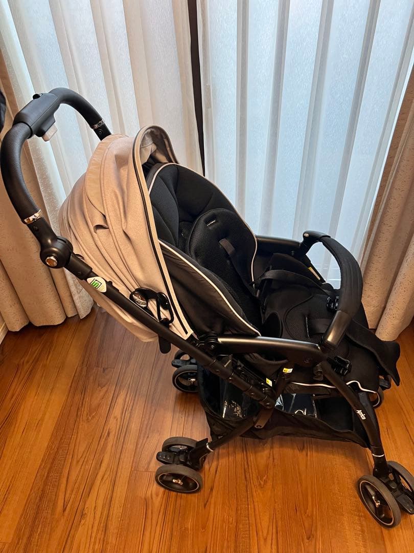 Aprica ベビーカー ラクーナクッションフリープラスAB 2024年4月購入