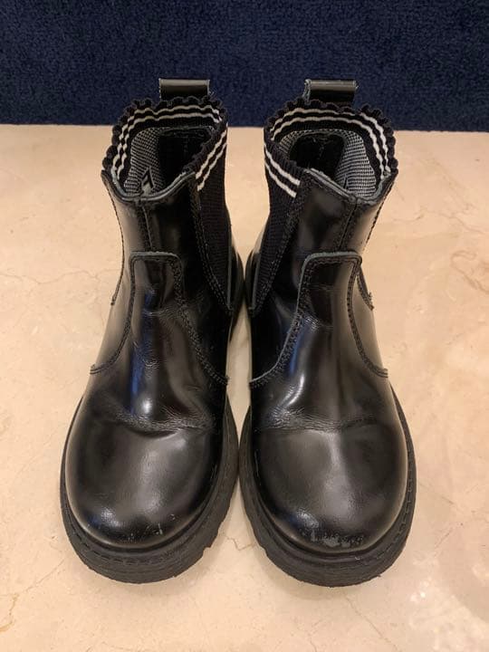 【FENDI】フェンディ　キッズ　サイドゴアブーツ　16㎝