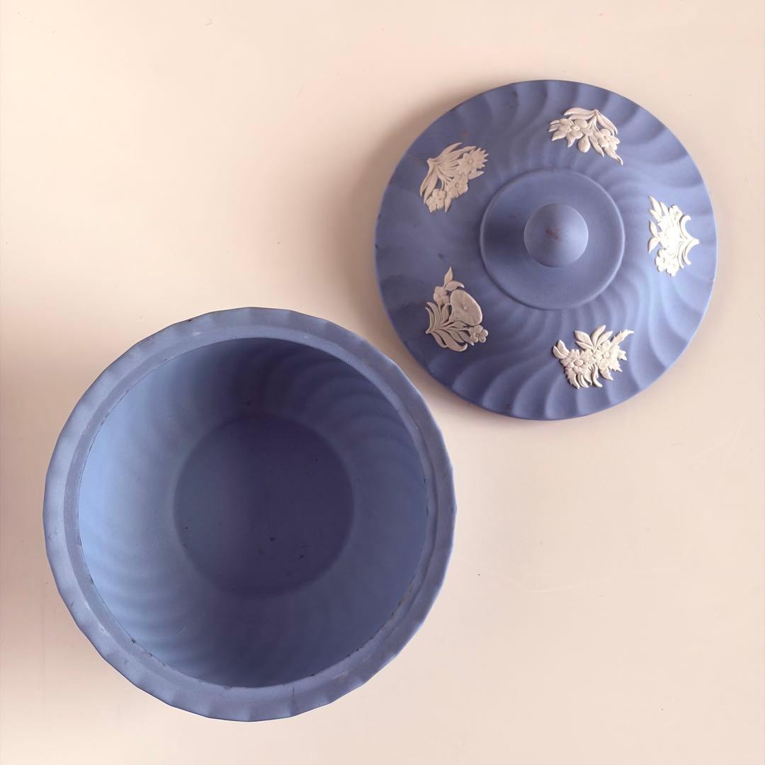 英国ヴィンテージ ウェッジウッド ジャスパーウェア 蓋付き 化粧箱 ペールブルー