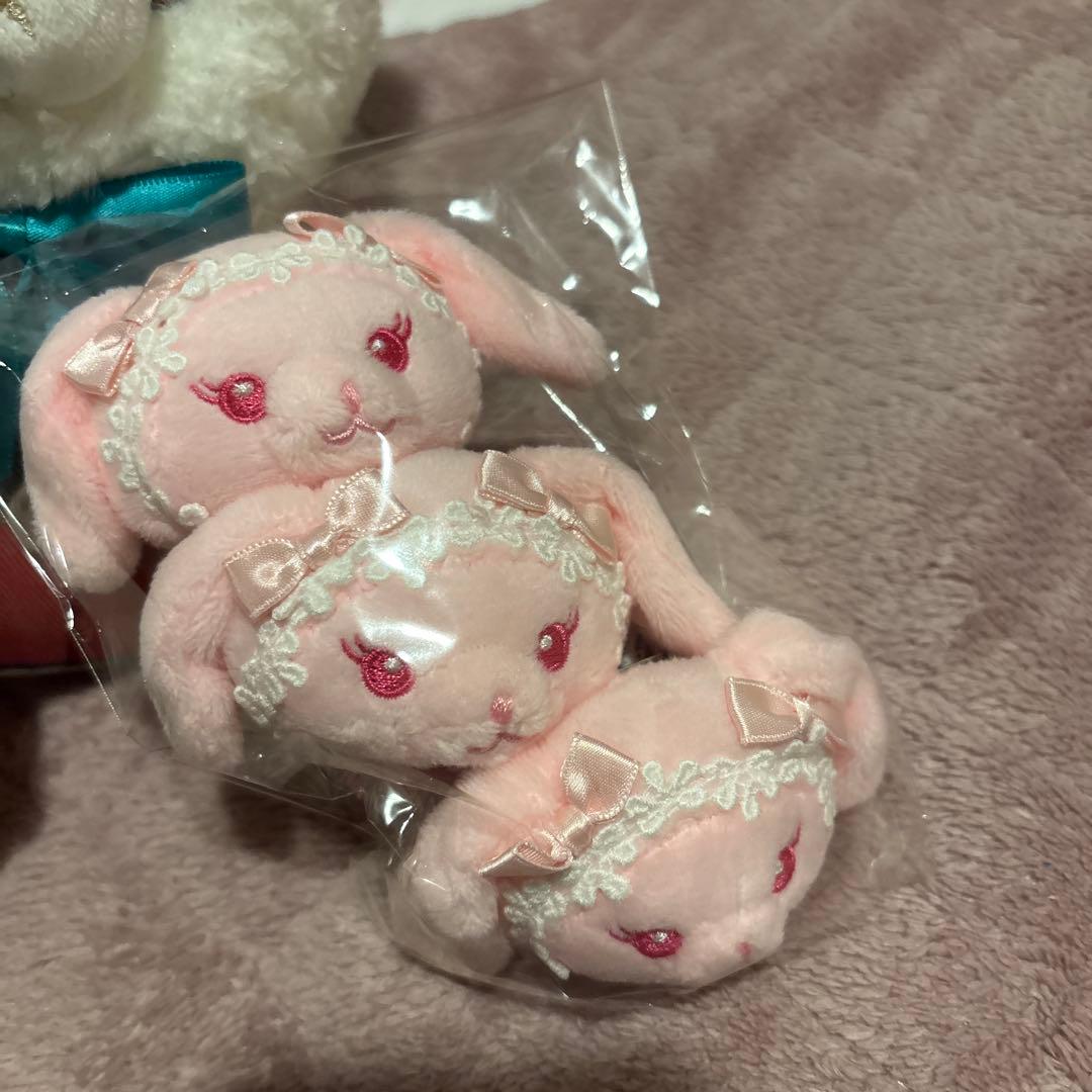 BABY うさくみゃちゃんクリップブローチ ピンク　新品　3つセット