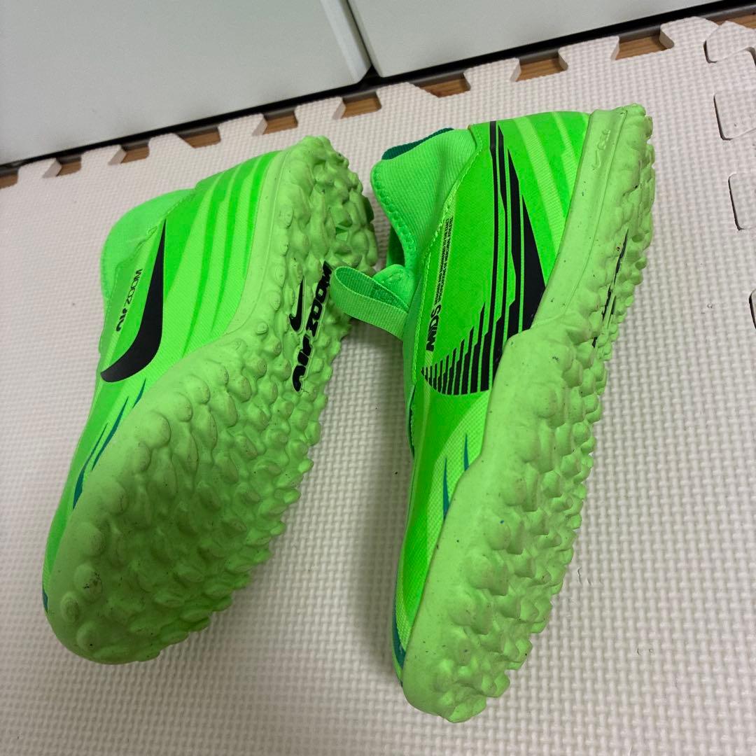 サッカー　スパイク　トレーニングシューズ　フットサルシューズ　セット販売