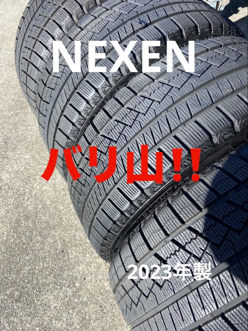 車　スタッドレスタイヤ　NEXEN 2023年製　バリ山‼️
