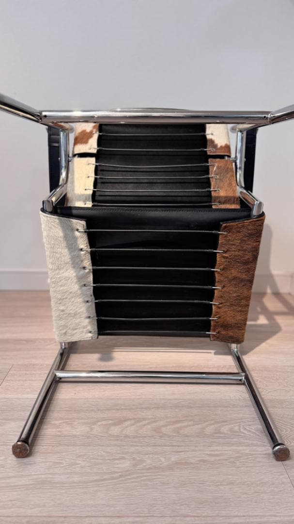 ル・コルビュジエ LC1 スリングチェア（リプロダクト品）　ハラコ