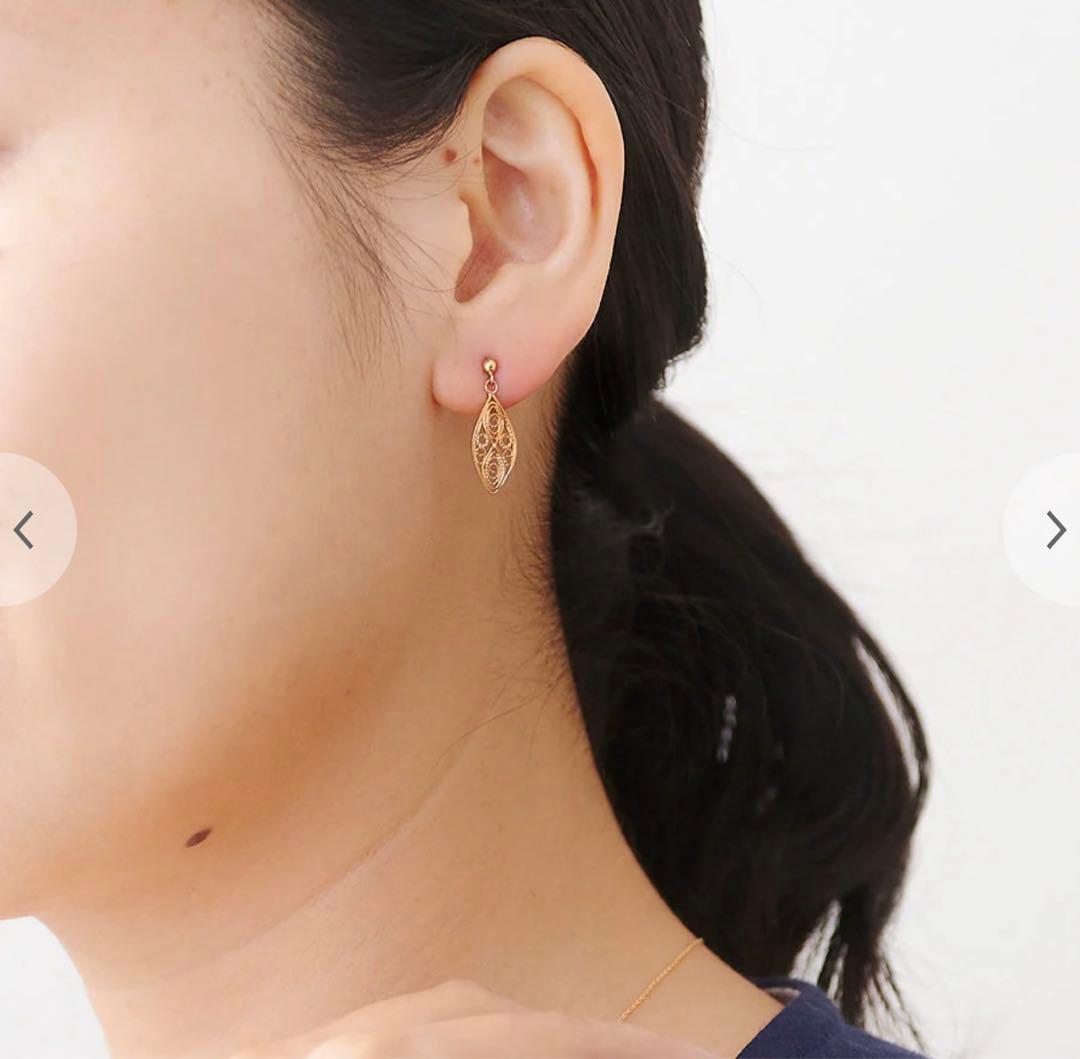 マザーハウス motherhouse ピアス 花弁 金細工 18K