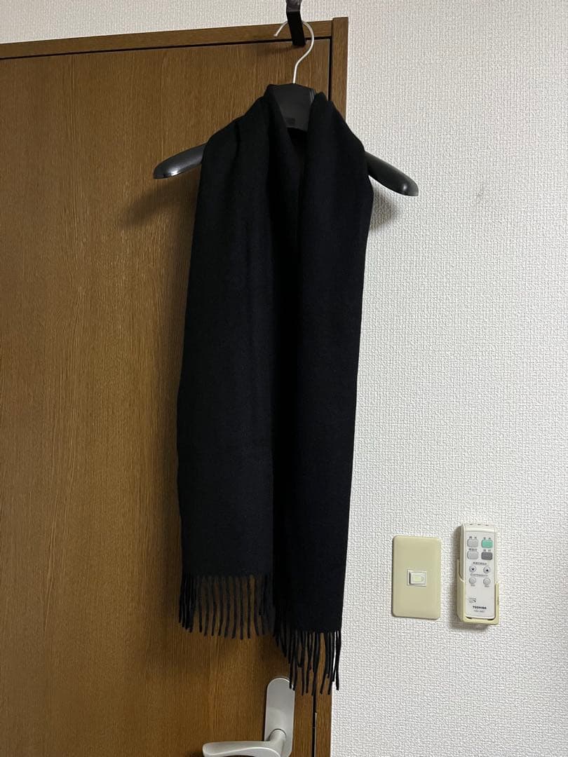 バーニーズニューヨークカシミヤスカーフ　マフラー新品ブラック