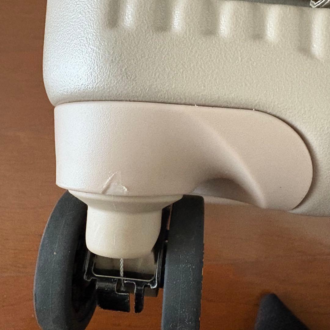 innovator/イノベーター フロントオープン キャリーケース 55L