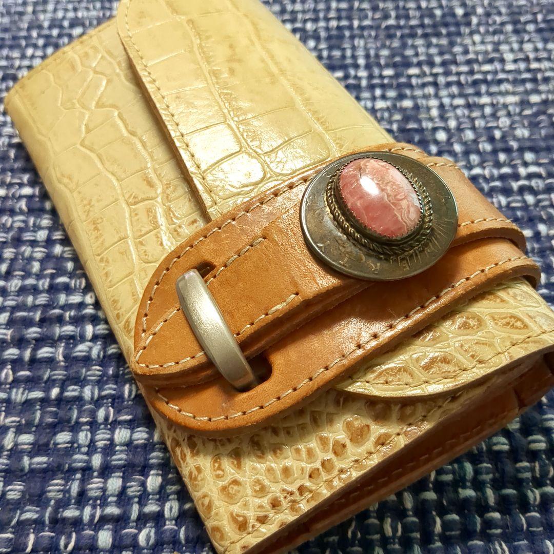 美品　ALZUNI　財布