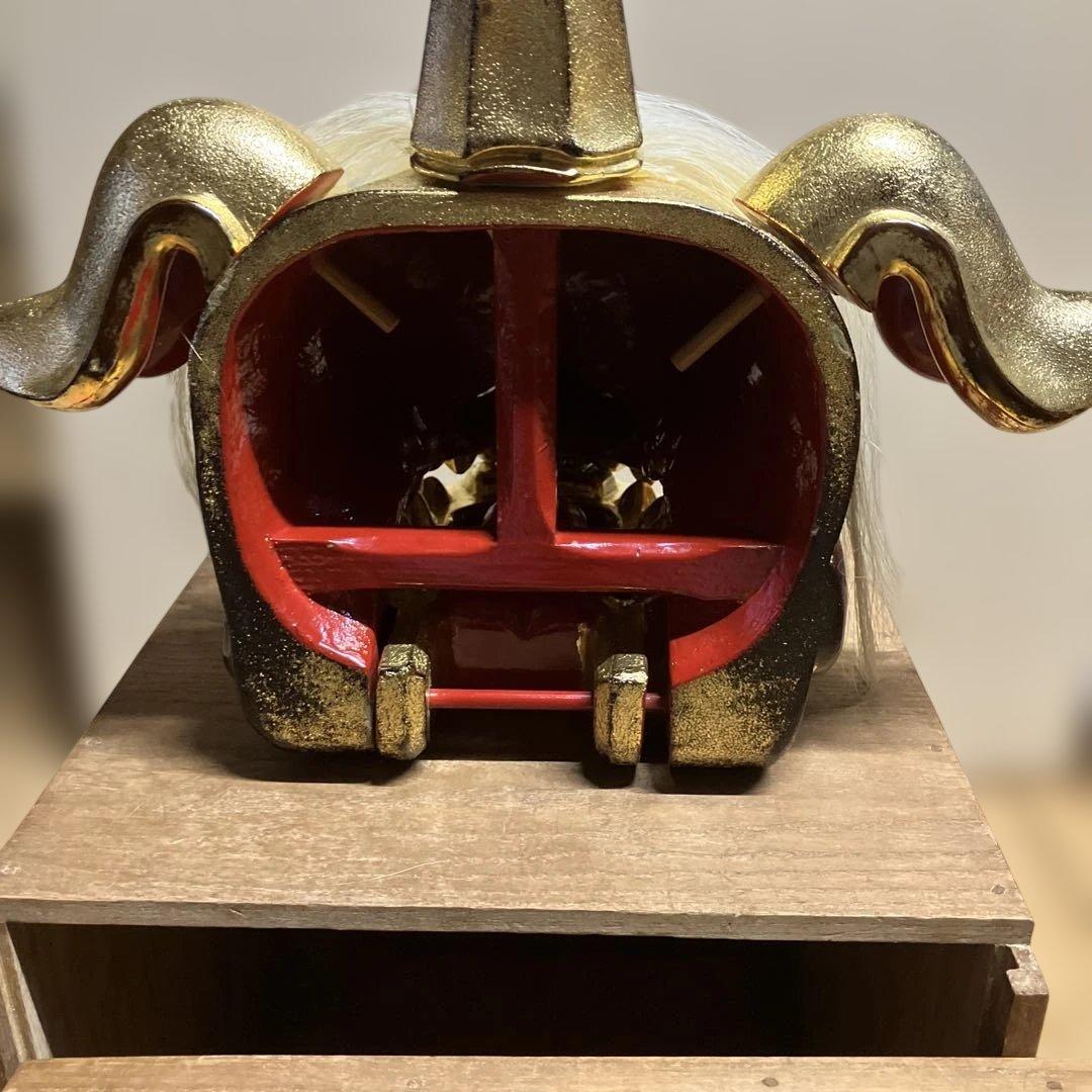 金塗り獅子頭部彫刻、富山県井波彫刻家　宮崎辰児作