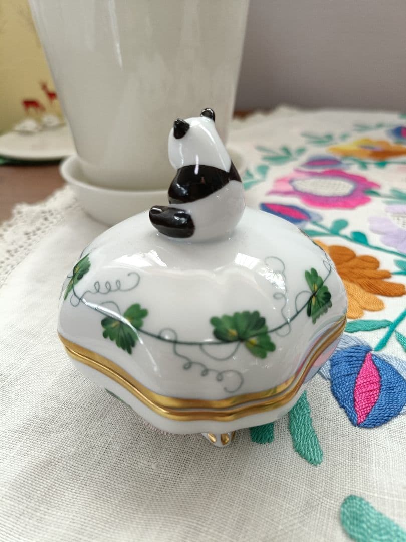 未使用　ヘレンド[ウィーンからくさ] パンダ小筺