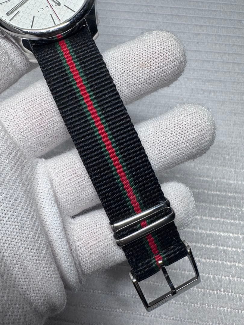 GUCCI ホワイトダイヤル 時計