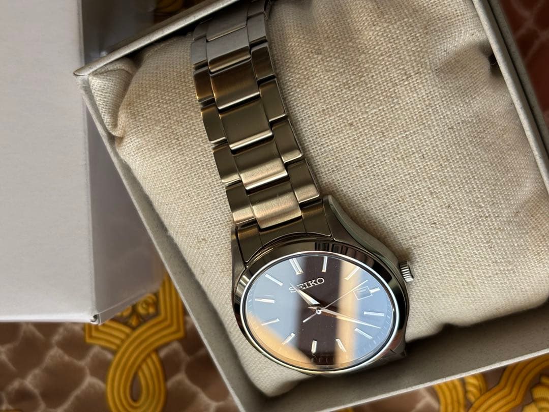 SBPX147ソーラー電池不要文字盤黒　保証期間内綺麗完動