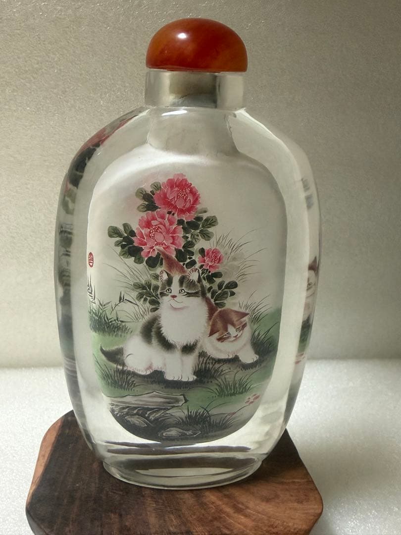 猫と花の絵柄 ガラス製鼻煙壺