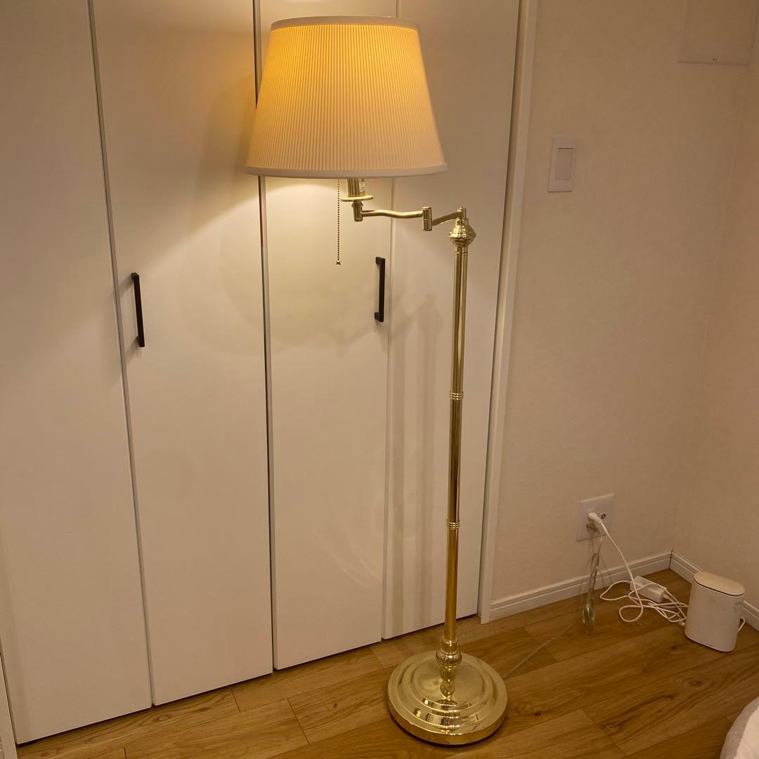 引っ越しの為急ぎ！ 東京メタル フロアスタンド60W型相当E26電球型蛍光灯付