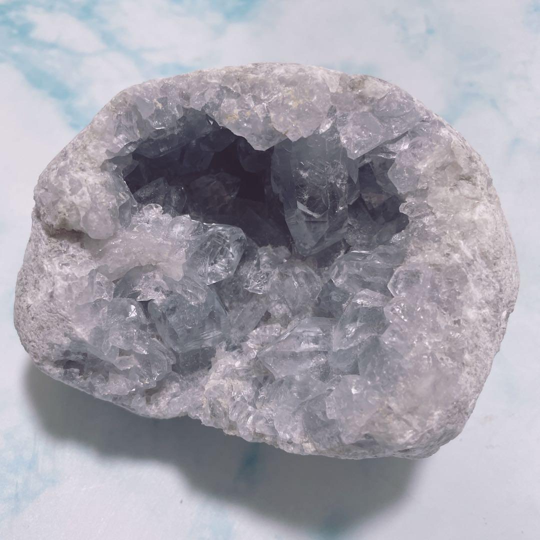 セレスタイト 天青石 天上界 原石 天使 ジオード 晶洞 ドーム 天然石