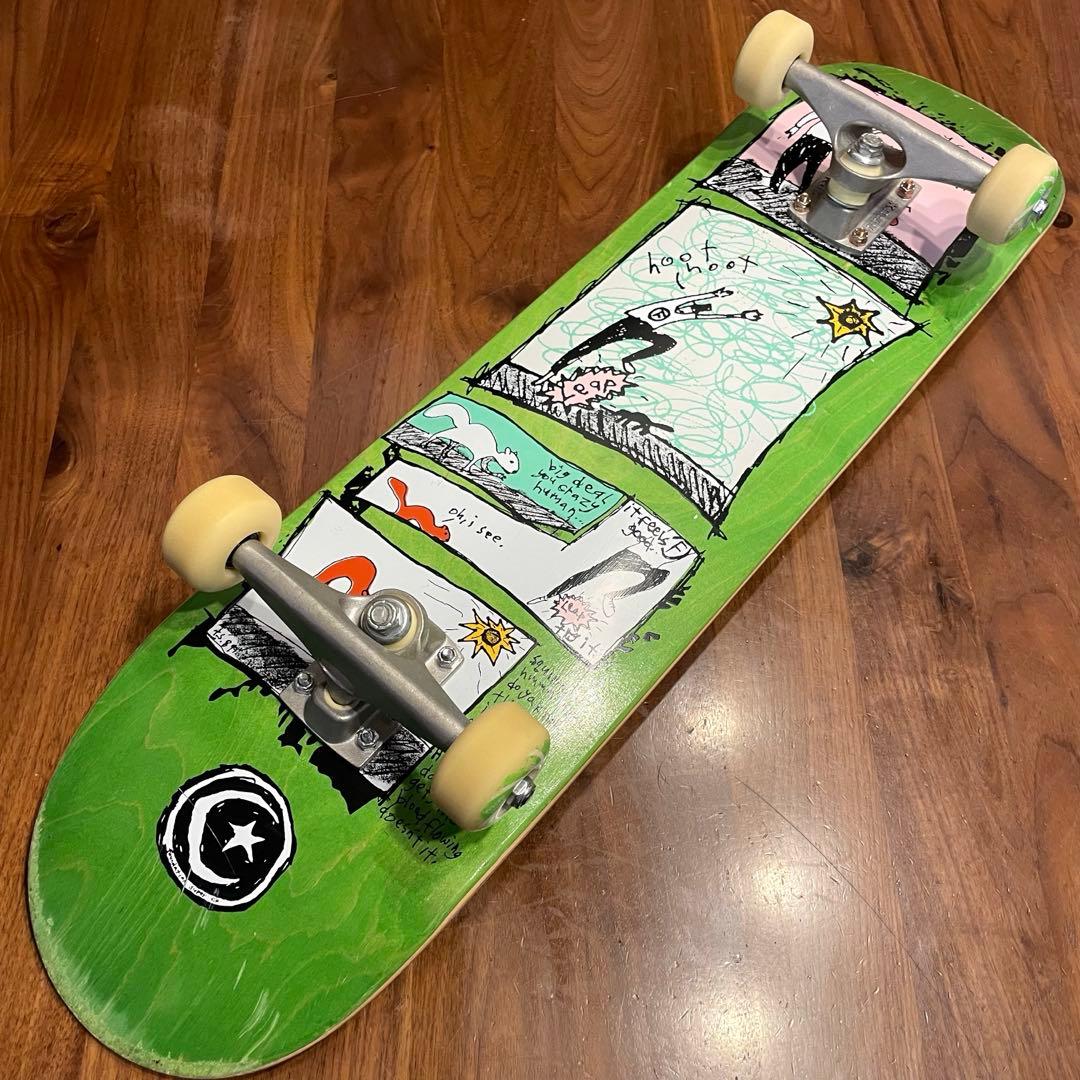 スケボー　スケートボード　コンプリート　ファンデーション　8インチ 美品