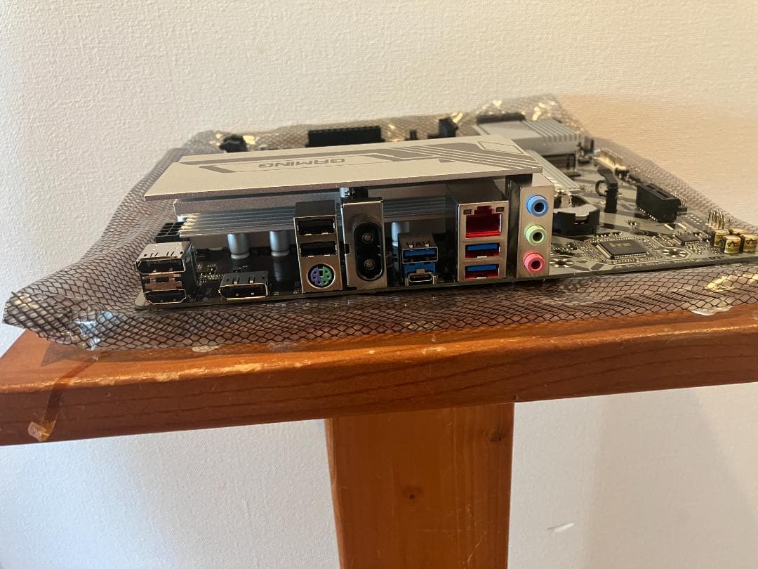 GIGABYTE B650M GPLUS WIFI(rev1.3) マザーボード