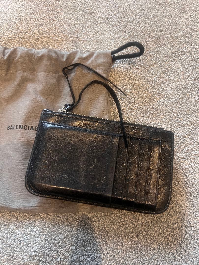 BALENCIAGA ブラックレザーケース