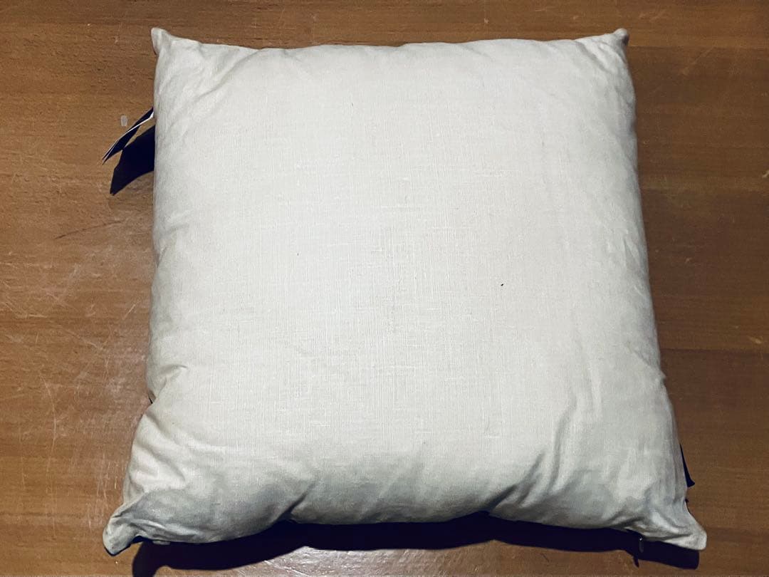 アレキサンダージラード　クッション（ピロー） アルファベット