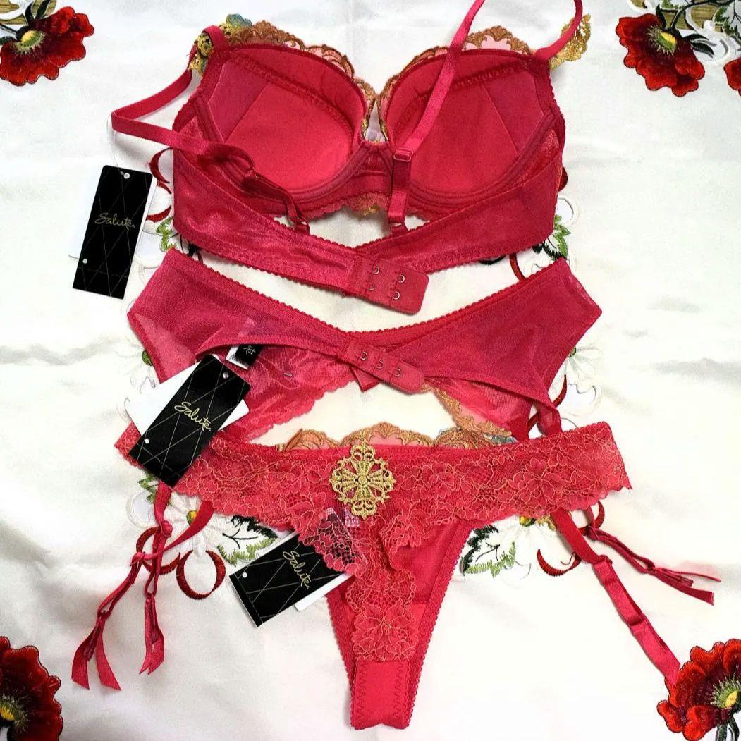 新品☆ワコール☆サルート☆ベルサイユのばら☆ＲＰ☆Ｃ７０＆ソングM＆ガーターＭ