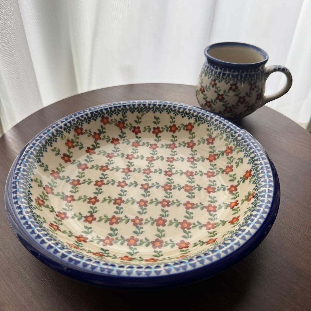 お値下中❣️ポーリッシュポタリー カリヒ社 皿22.5cm マグカップ小 赤花