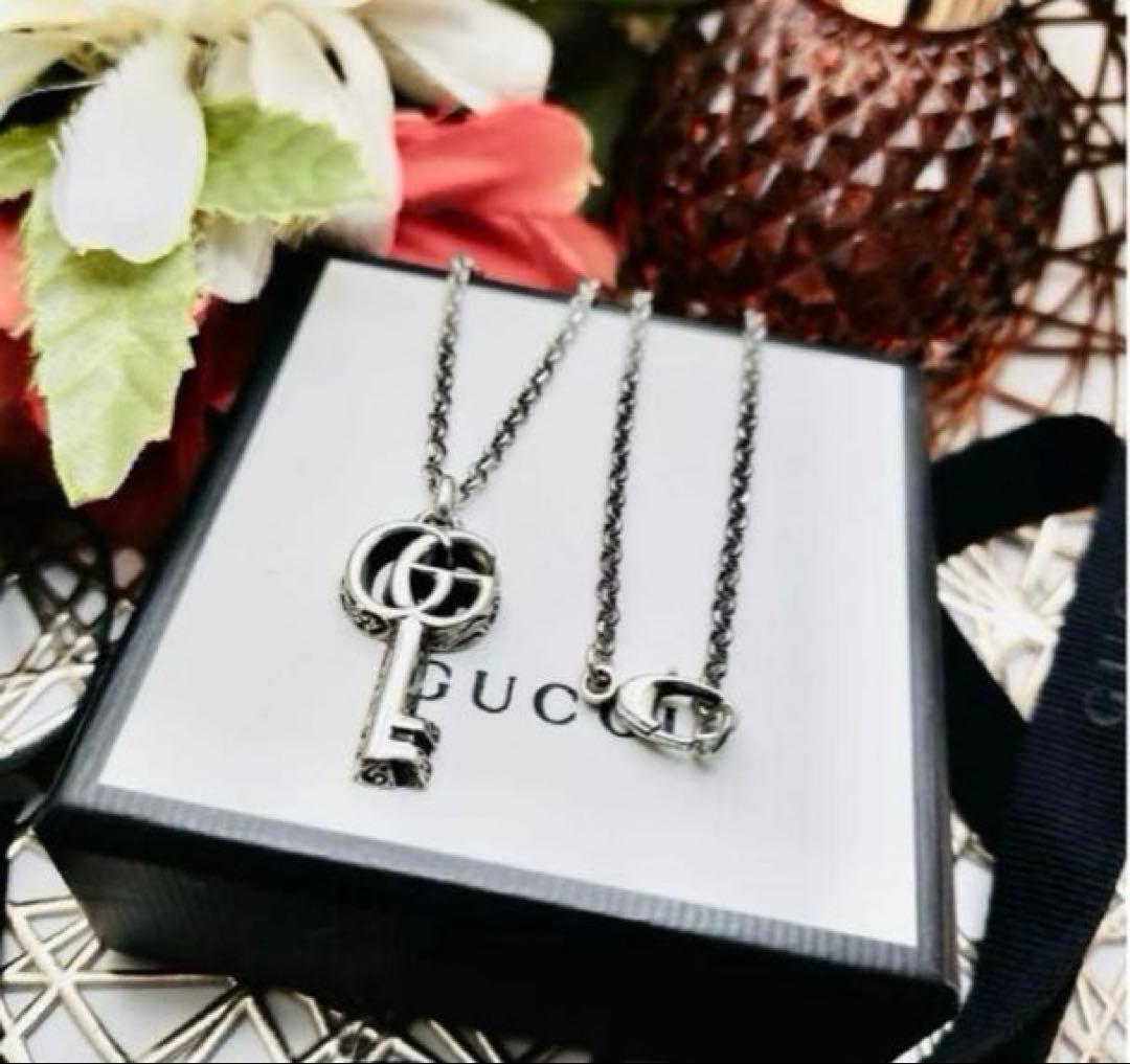 GUCCI グッチ 鍵カギダブルGキーGGアラベスクネックレス