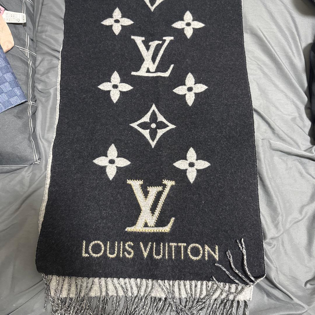 LOUIS VUITTON モノグラムマフラー