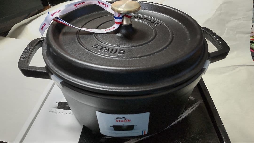 STAUB 両手鍋 ブラック 約22cm