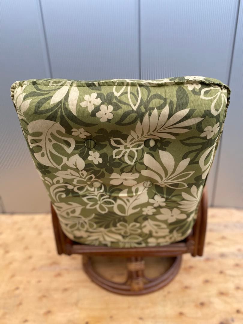 ラタン 籐 回転座椅子 リクライニング 花柄 クッション チェア