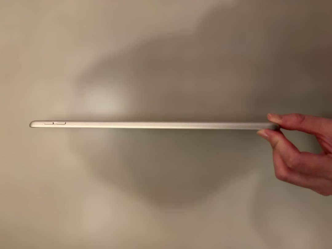 バッテリー良好◎ iPad第8世代128GB/純正Keyboard/pencil