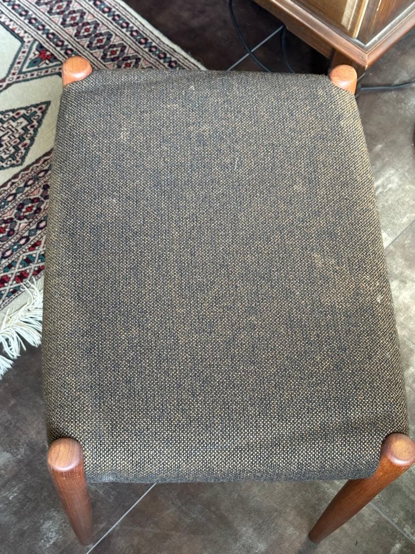 J.L.モラー　J.L. Moller　スツール　チーク材　ビンテージ　nZ