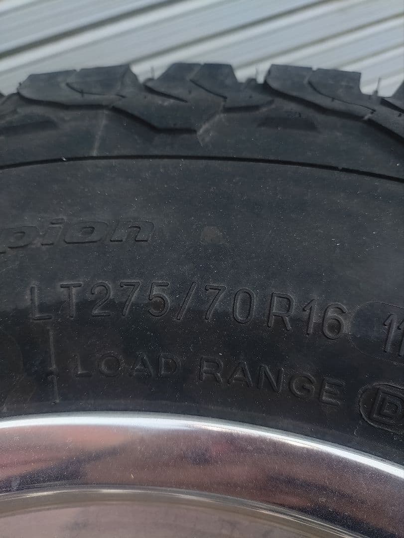 愛知県　ランクル 100 200 5穴pcd 150 16インチ　４本