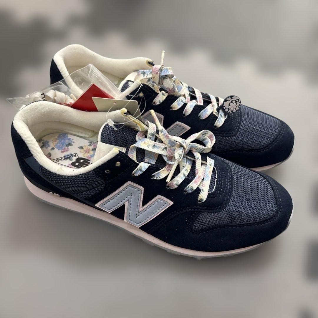 値下げ中！！newbalance×earthのコラボスニーカー 24.5cm