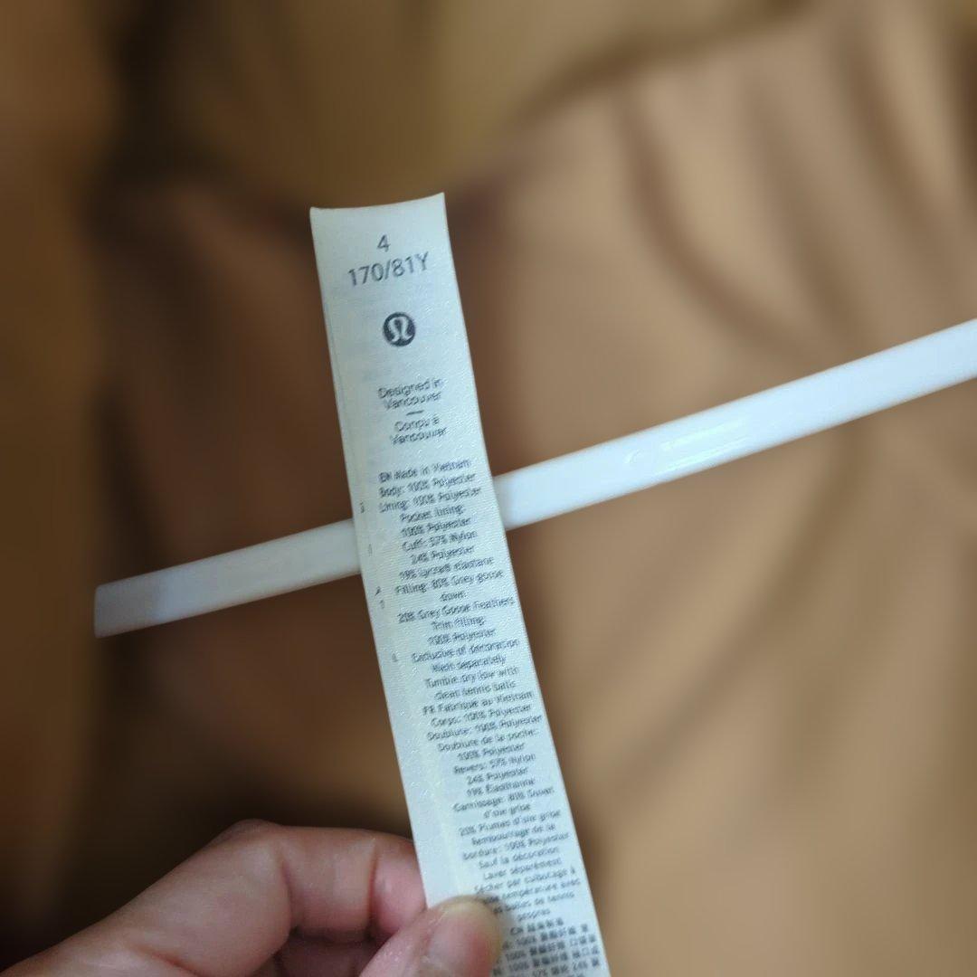 ルルレモンワンダーパフダウンコート サイズ4！