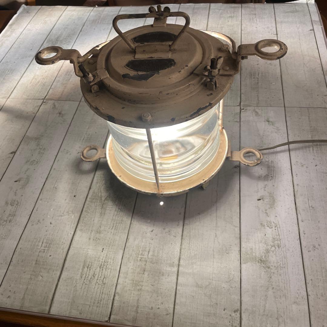 船尾燈　船用照明　マリンランプ　昭和レトロ アンティーク照明　海外使用　大きめ