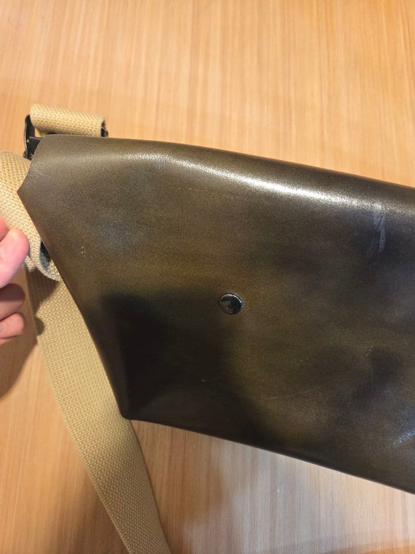 uni&co レザーメッセンジャーバッグ 深緑 カーキ ユニアンドコー ②