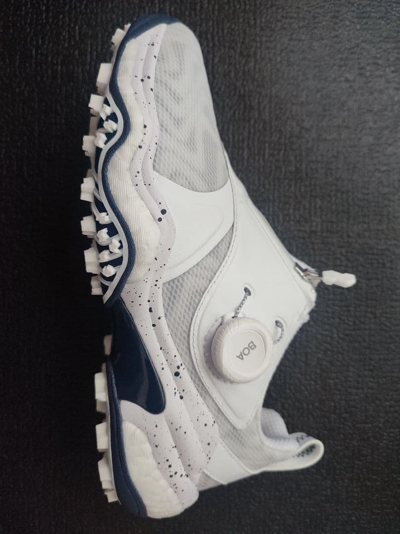 美品　アディダス ゴルフシューズ　コードカオス 25 ボア スパイクレス