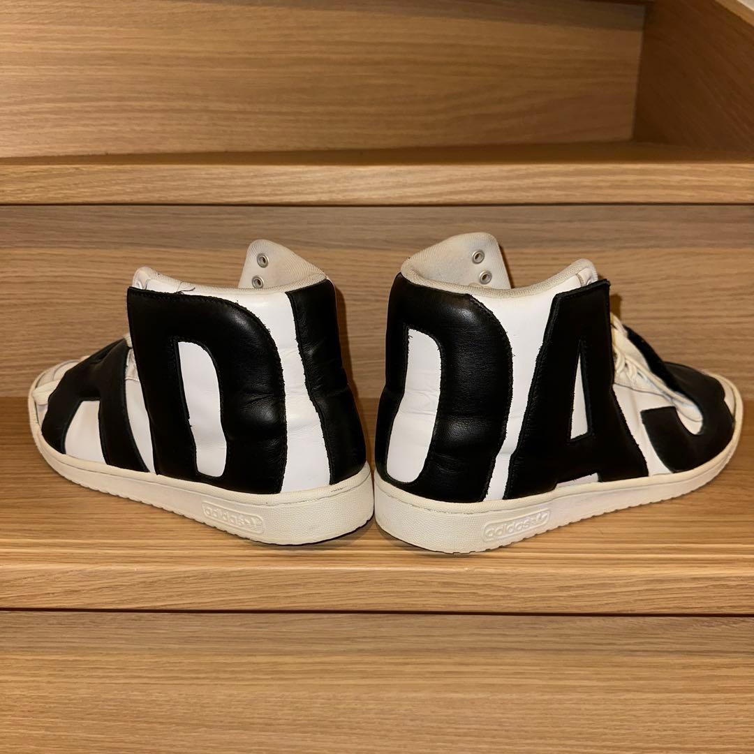 ADIDAS × JEREMY SCOTT LETTERS