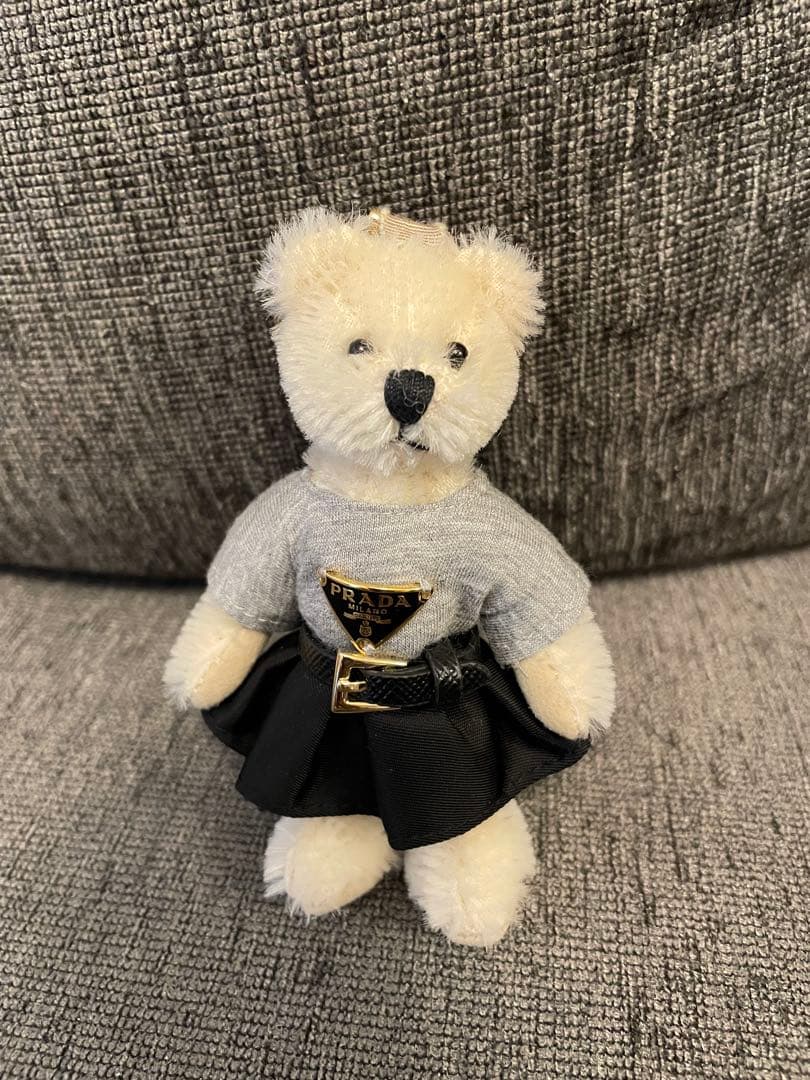 PRADA テディベアチャーム グレー/ブラック