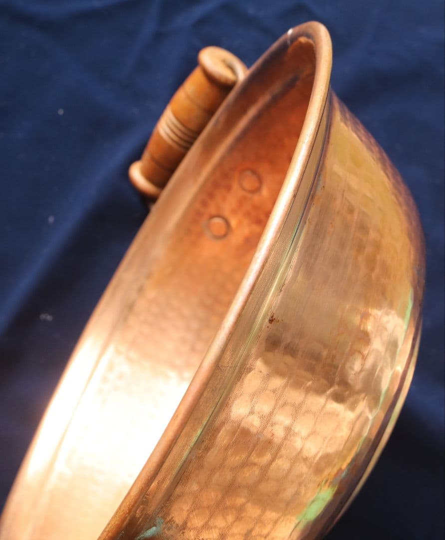 メキシコ　銅製 両手鍋 直径約25cm 木製ハンドル付き　値下げ