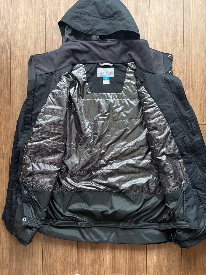 Columbia コロンビア スノーボードウェア上下セット（L/M）黒