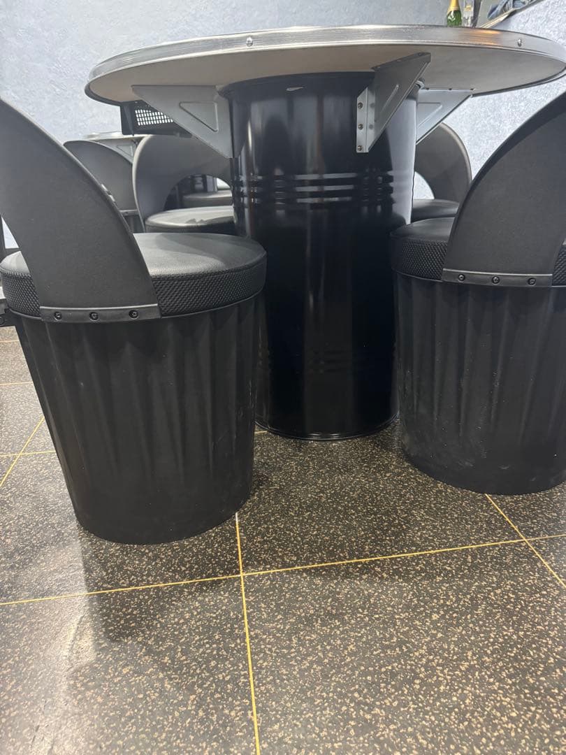 韓国ドラム缶テーブルセット