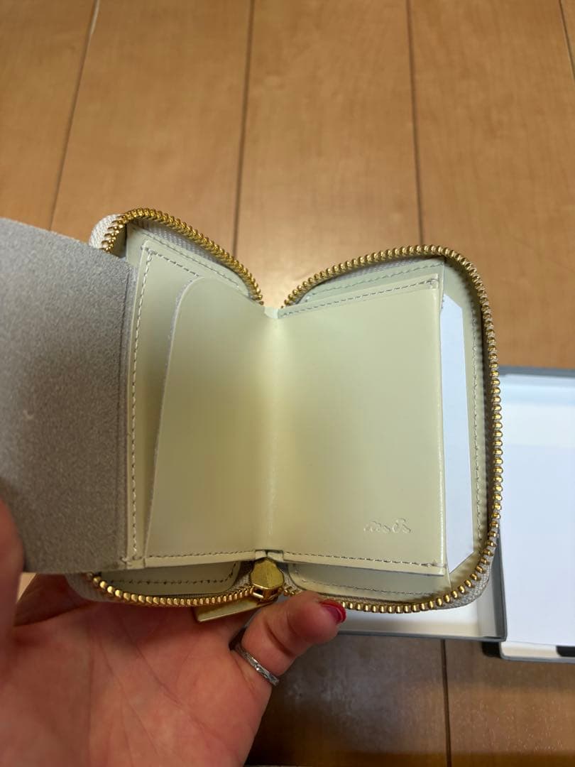 NADAYA ゴールドmuコンパクト財布